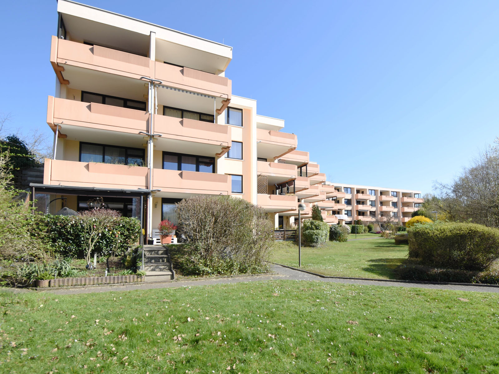 Henri-Spaak-Straße 6-10, 53347 Alfter