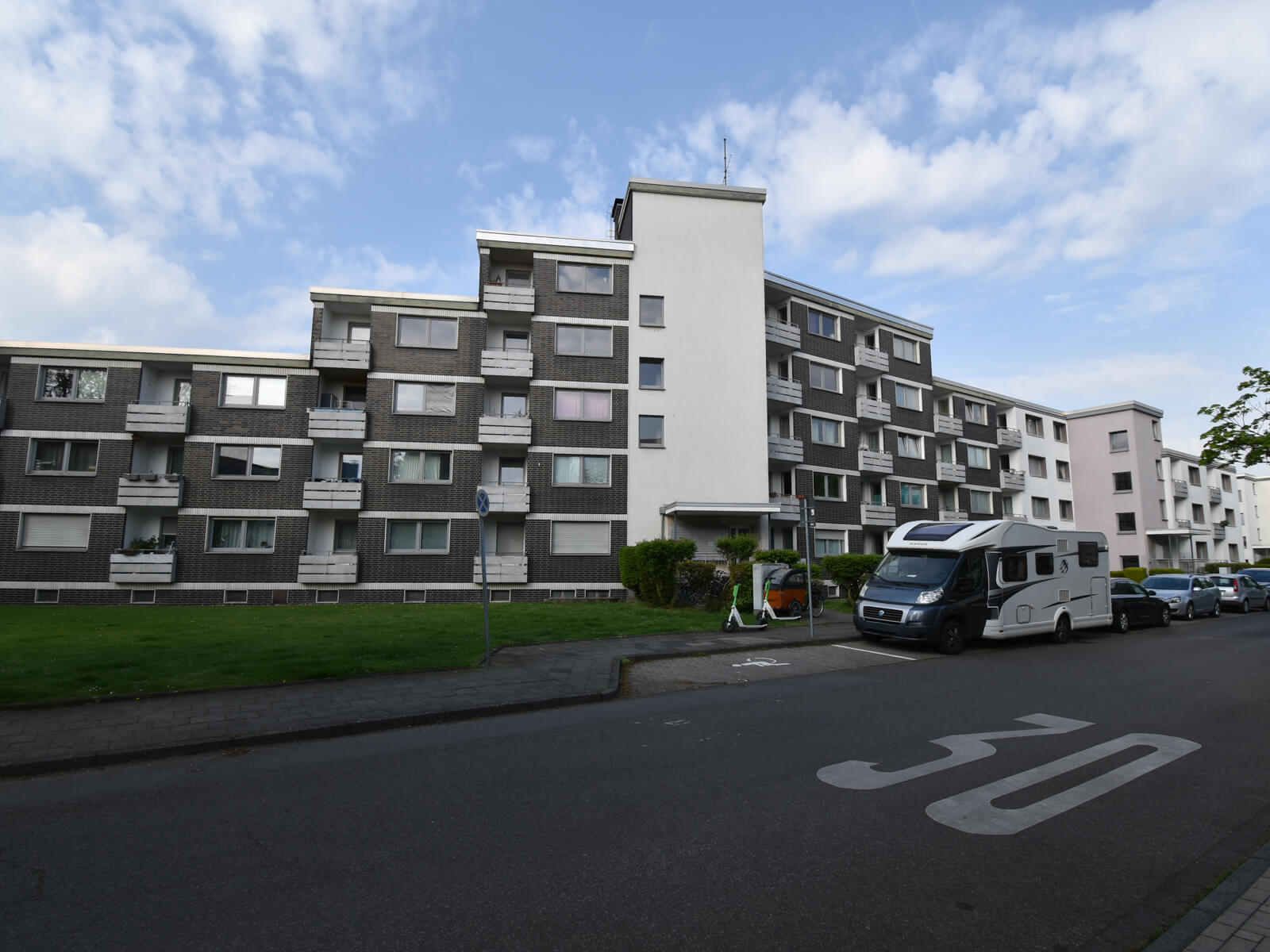 Kantstraße 23-27, 40667 Meerbusch
